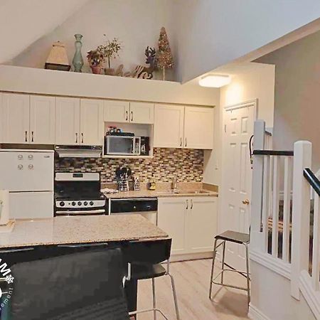 Blue Mountain, Collingwood - Loft Condo, Sleeps 4 Блу Маунтинс Екстериор снимка